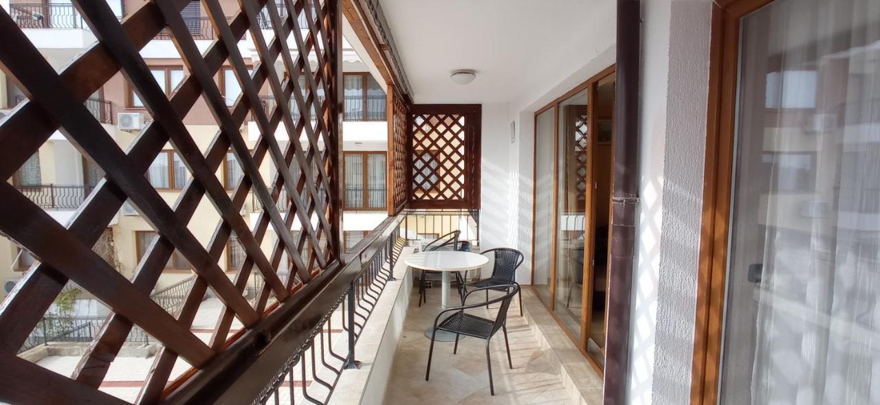 Garden Of Eden B3-2 Private One Bedroom Apartment Sveti Vlas Esterno foto