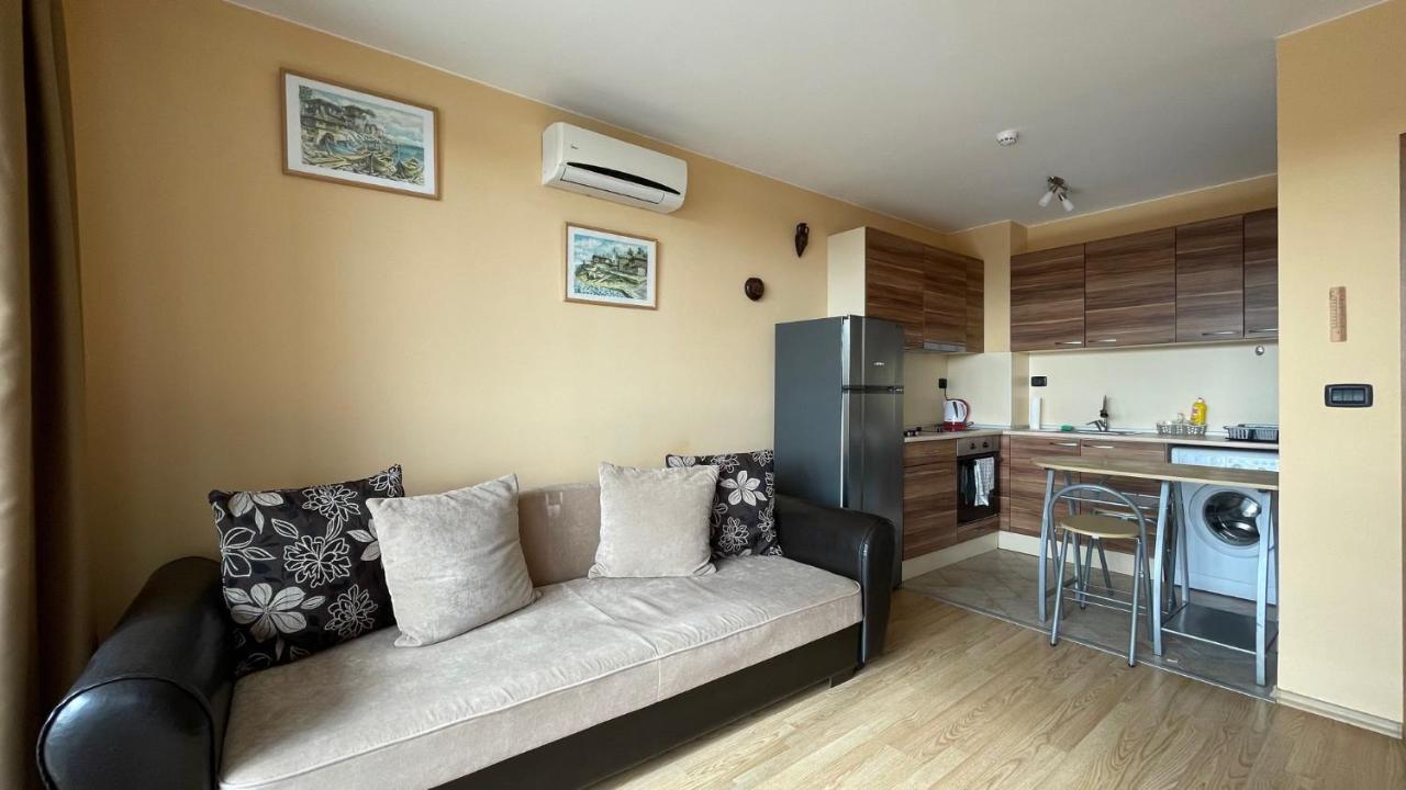 Garden Of Eden B3-2 Private One Bedroom Apartment Sveti Vlas Esterno foto